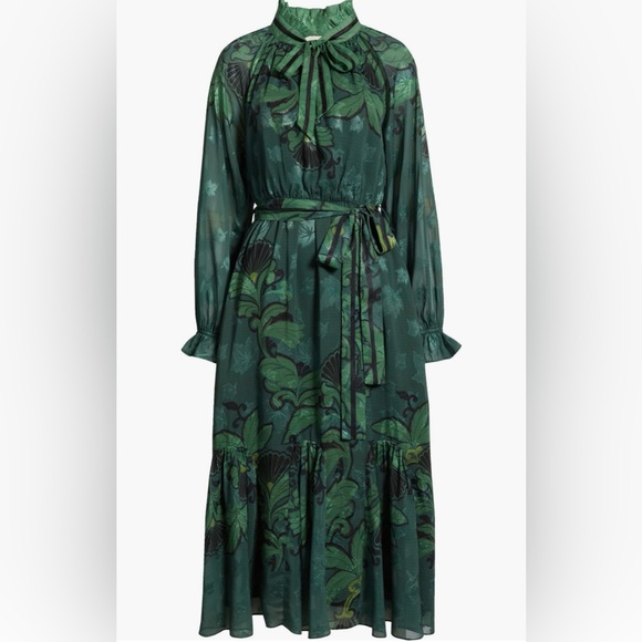 Ciebon Dresses & Skirts - Ciebon Green Patterned Long Sleeve Dress